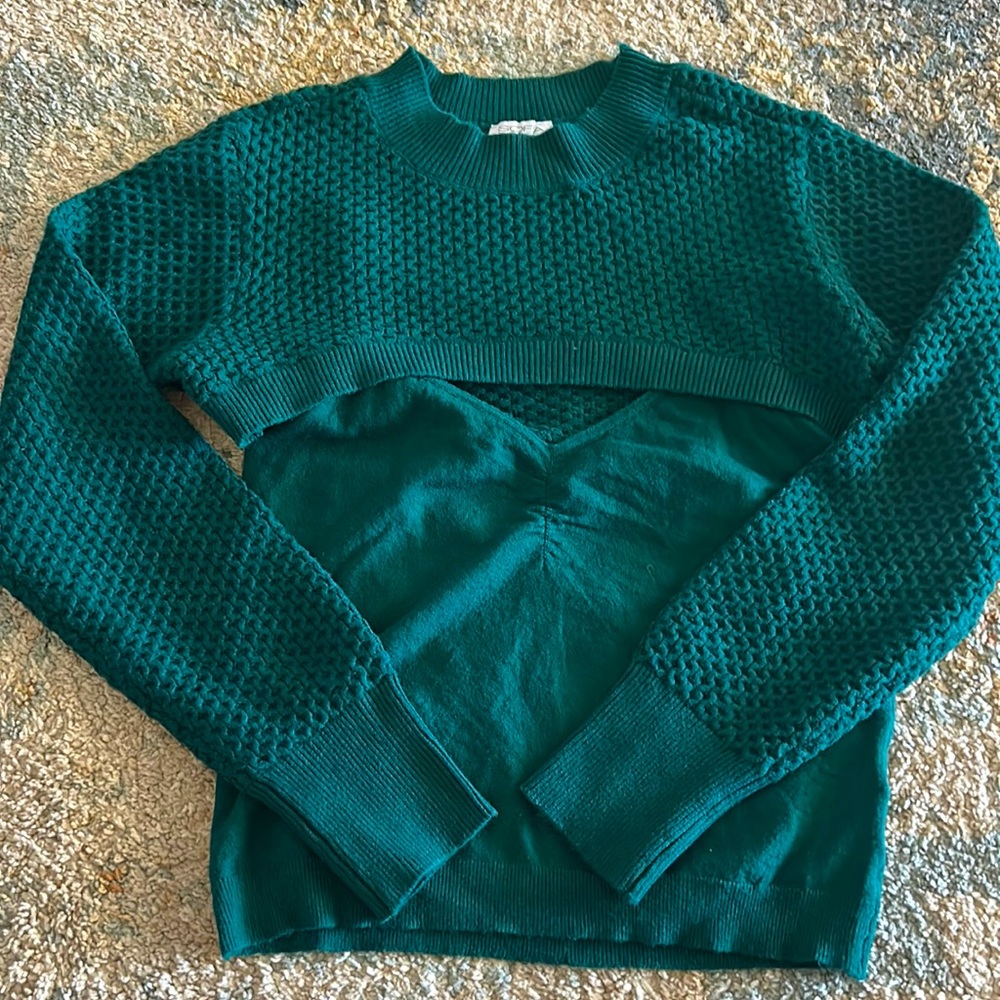 Sofia Vergara two piece sweater set.